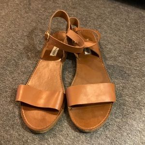 Steve Madden brown sandals